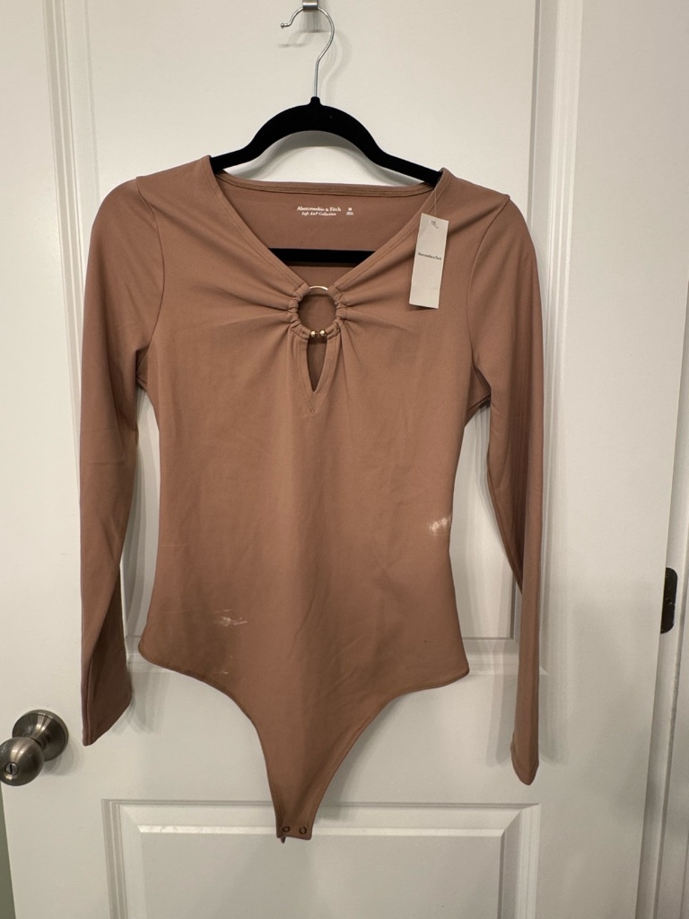 Abercrombie & Fitch Ring-Front Long Sleeve Bodysuit in Taupe